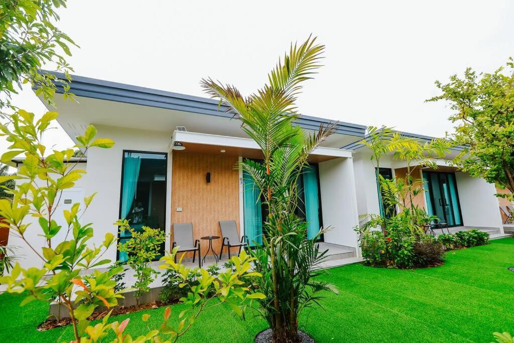 Cheeva Pool Villa Khao Lak Eksteriør billede