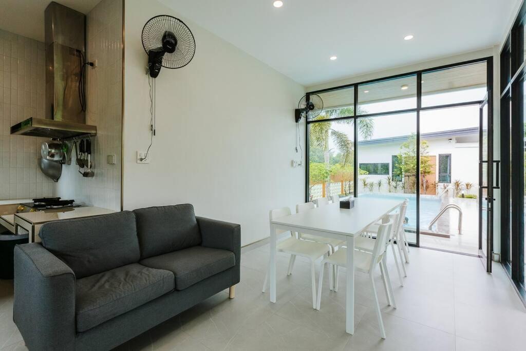 Cheeva Pool Villa Khao Lak Eksteriør billede