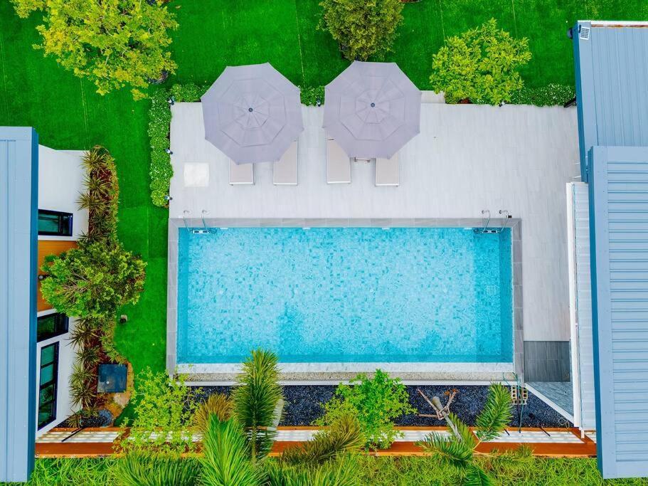 Cheeva Pool Villa Khao Lak Eksteriør billede